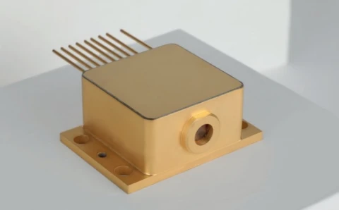 PW4000450HSNA: PowerMir 4.0um High Power Pulsed Quantum Cascade Laser 450mW HHL Package Standard Beam