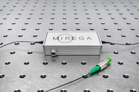 Fiber Fabry-Perot Tunable Filter
