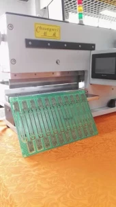 PCB Depaneling Equipment V-Cut PCB Separator with CE ISO Certification photo 3