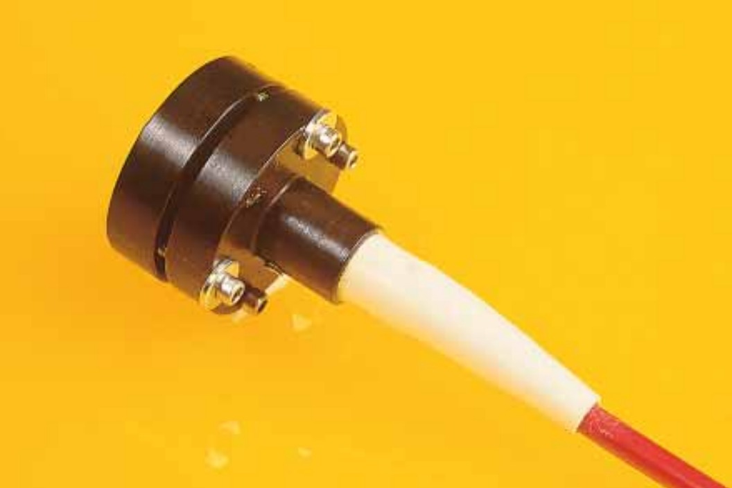 Fiber Optic Reflectors Get a price quote from OZ Optics