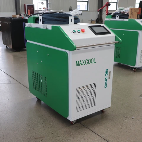 2000W Handheld Laser Cleaning Machine photo 2