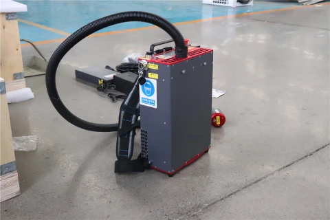 200W Backpack Pulse Laser Cleaning Machine AKQ-200 photo 3