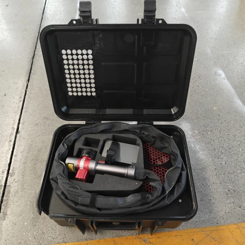 200W Luggage Pulse Laser Cleaning Machine photo 1
