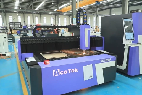 3000W Fiber Laser Cutting Machine AKJ1530F1 photo 1