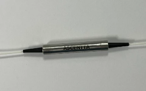Ascentta Polarization Maintaining (PM) Fiber Optic Isolator (1310nm, 1480nm, 1550nm, 1590nm, 1625nm) photo 1