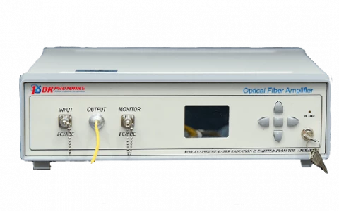 High-Power Polarization Maintaining EDFA for L-band photo 1