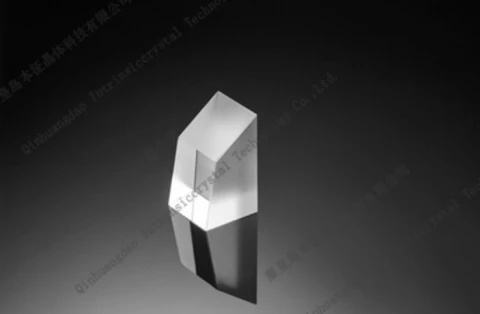 High-Quality Dove Prism for Inverted Image Reflection photo 1