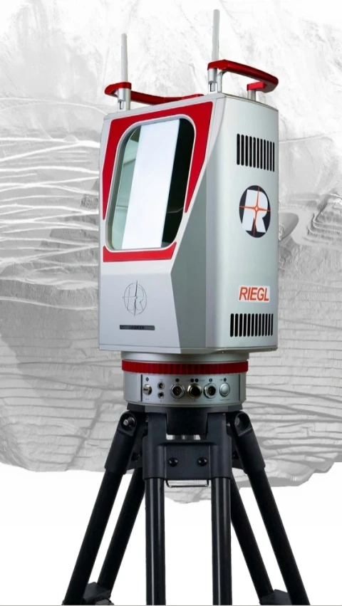 RIEGL VZ-4000i-25 Long Range Terrestrial Laser Scanner photo 1