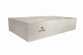 1µm -- 100 W High-Power Ultrafast Ytterbium Laser System 