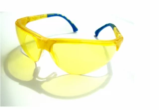 BTRM UV Light Protection Wrap Around Glasses
