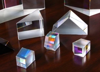 Custom Precision Prisms: Right-Angle, Dove, Wedge & Anamorphic – Tempotec