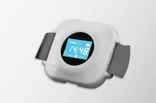 Square Laser Wellness Device | Wearable Dual-Wavelength LLLT Device for Legs and Calves